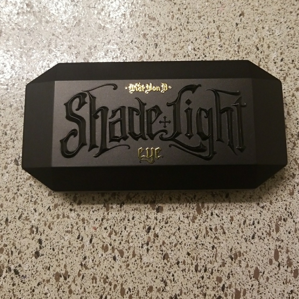 KVD Shade+Light Eye Contour Quad